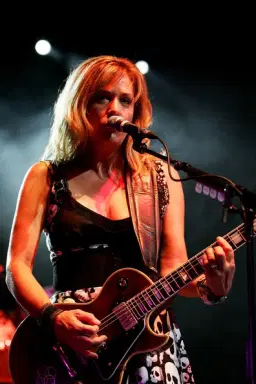 Vicki Peterson